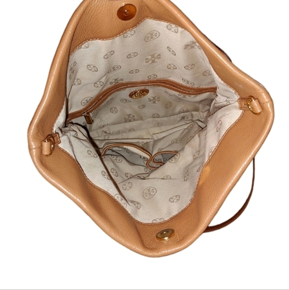 Spill The Tea With Tory Part I LIVE SHOW ONLY - Picture 5 of 15